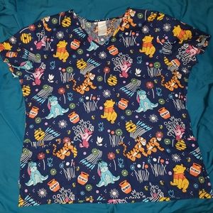 Disney Winnie-the-Pooh Scrub Top Size L
